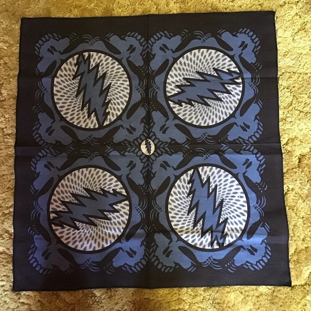 Blue steal your face bandana NWT